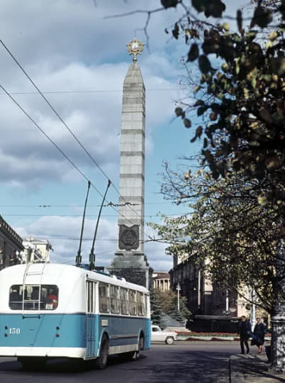 В 2017 году застройщик «А-100 Девелопмент» выкупил этот участок на аукционе и начал работу над инновационным жилым комплексом